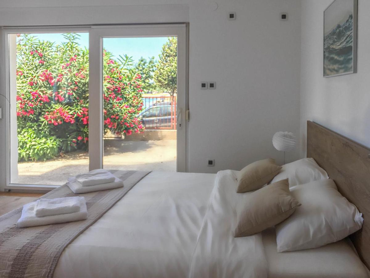 Elysium Appartement Pula Buitenkant foto
